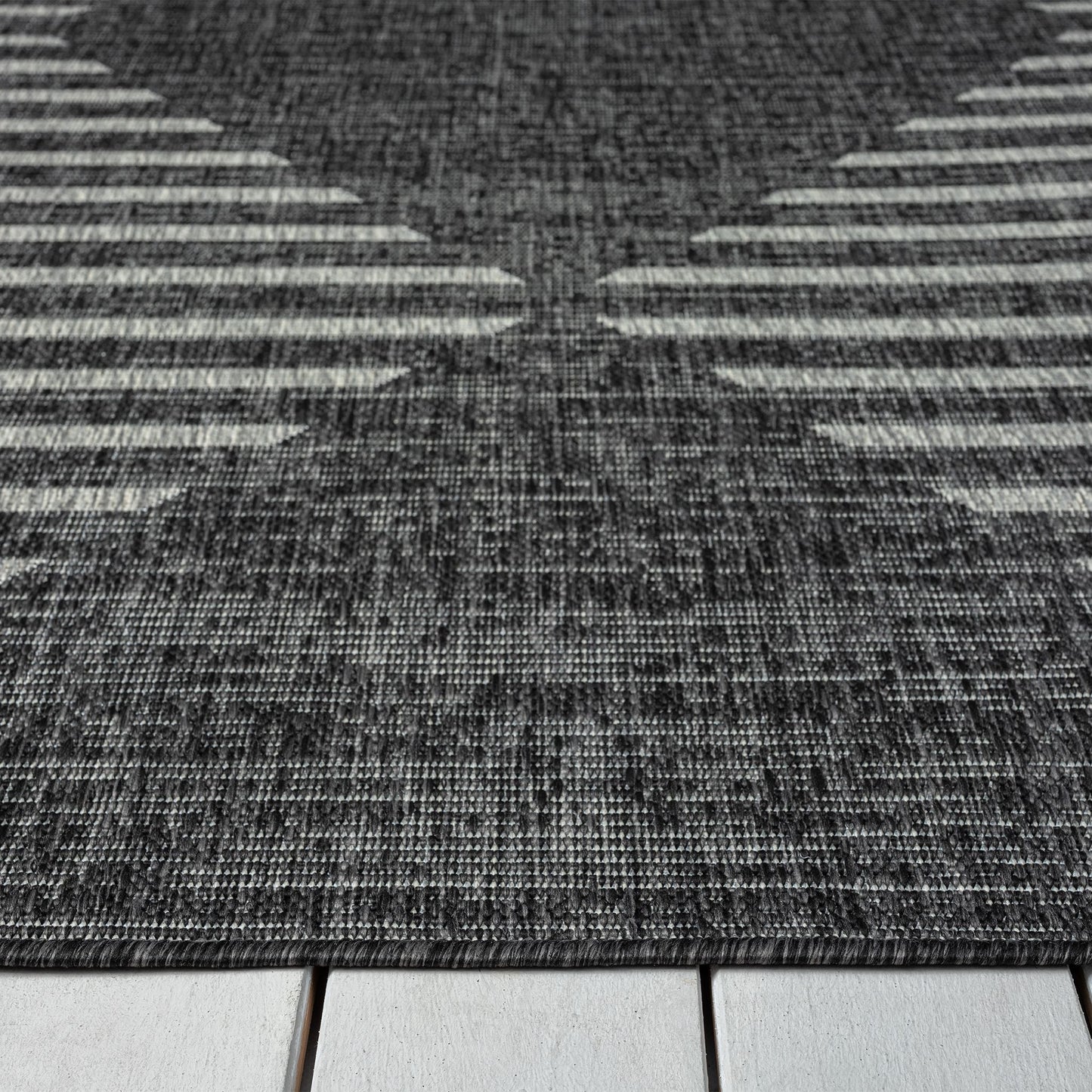 Alfresco 425 Ebony Rectangle Rug