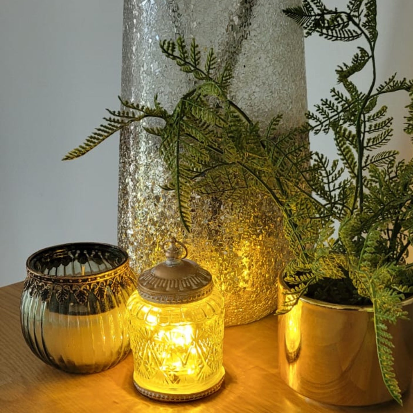 LED Motif Apple Lantern