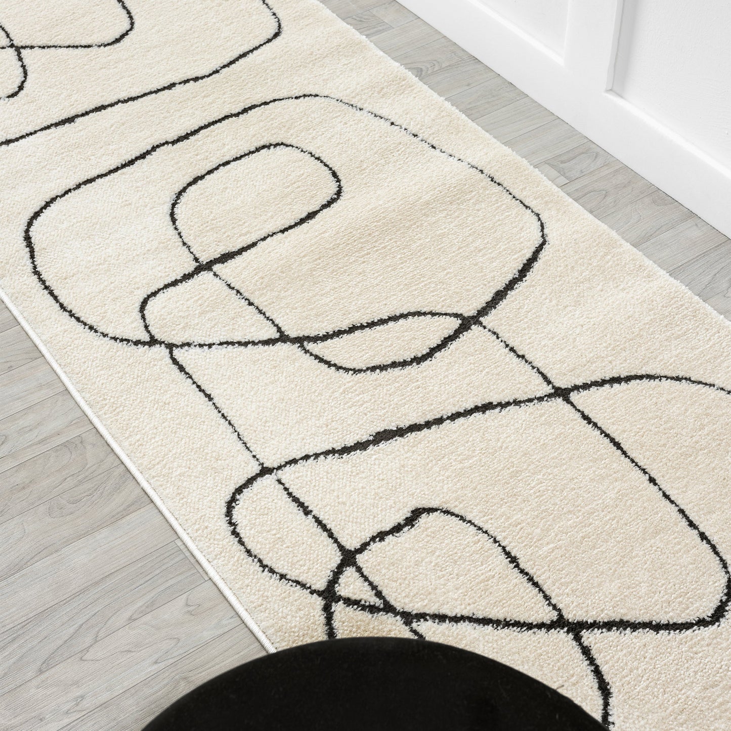 Admire 661 Ivory Hallway Runner