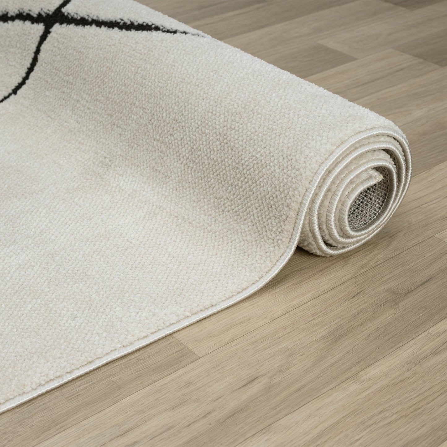 Admire 661 Ivory Hallway Runner