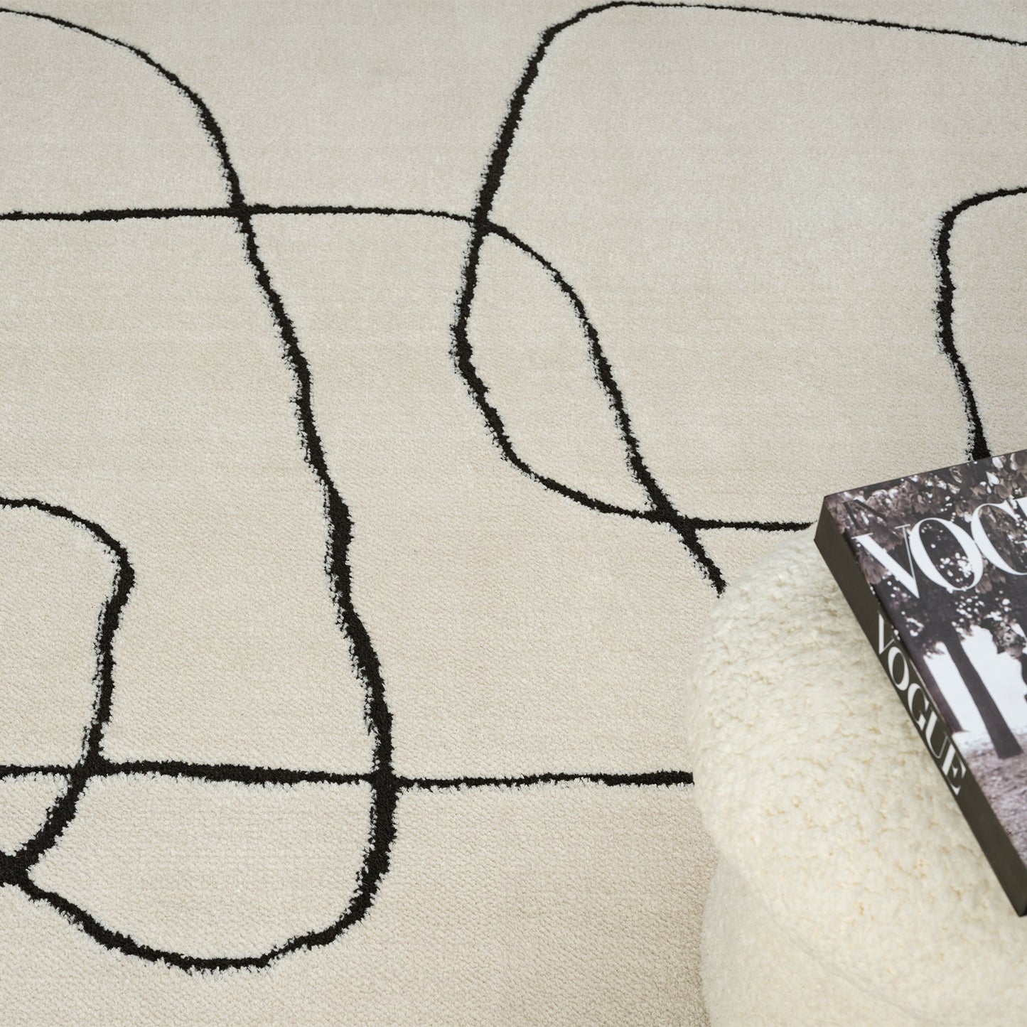 Admire 661 Ivory Rectangle Rug