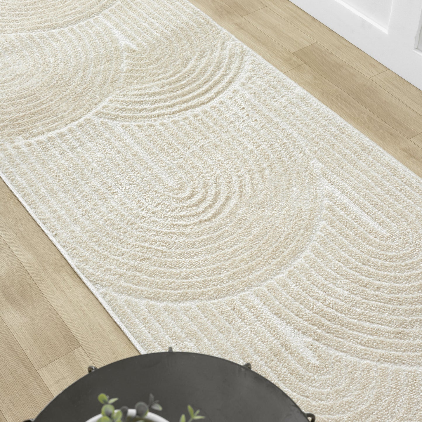 Admire 663 Sand Hallway Runner