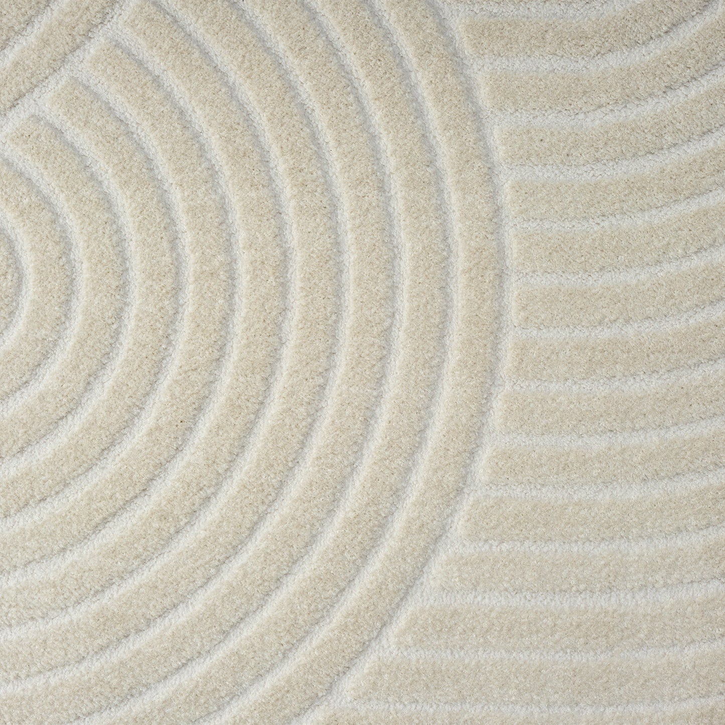 Admire 663 Sand Hallway Runner
