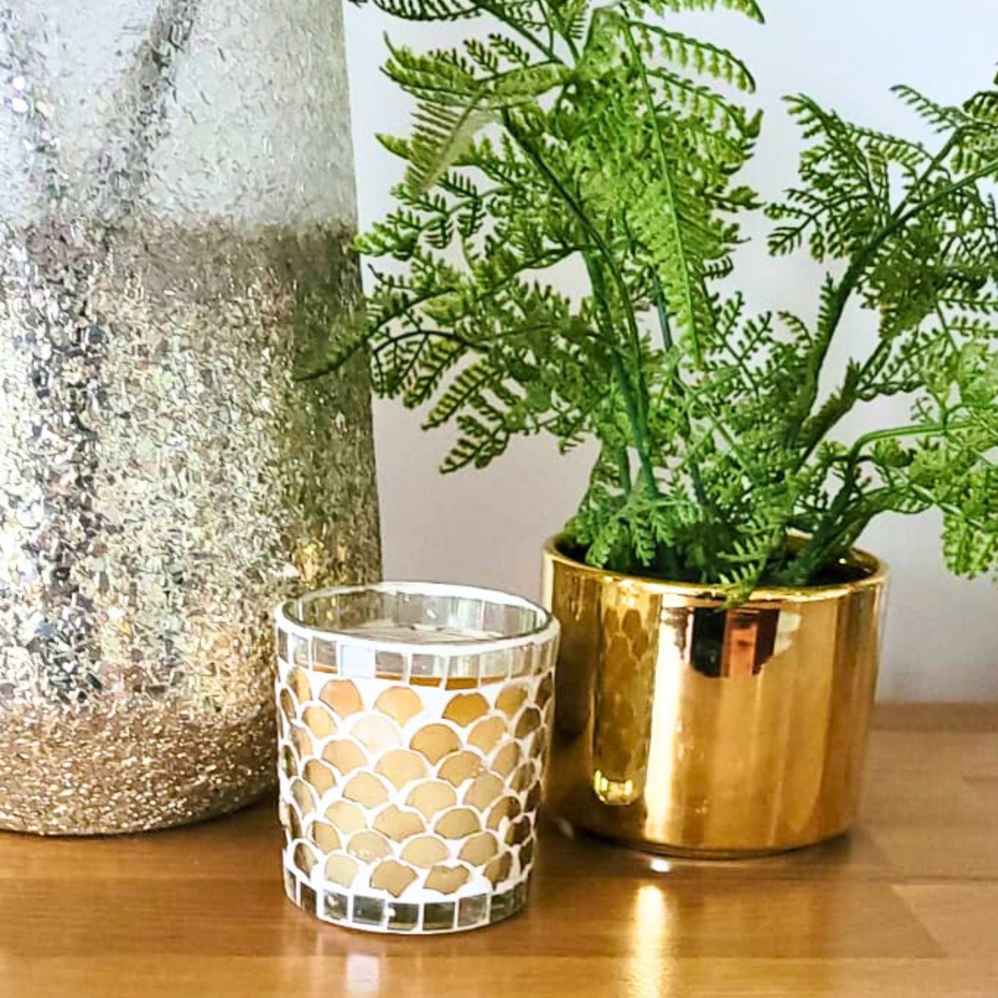 Glass Wax Candle – White Magnolia Scent in Mosaic Jar