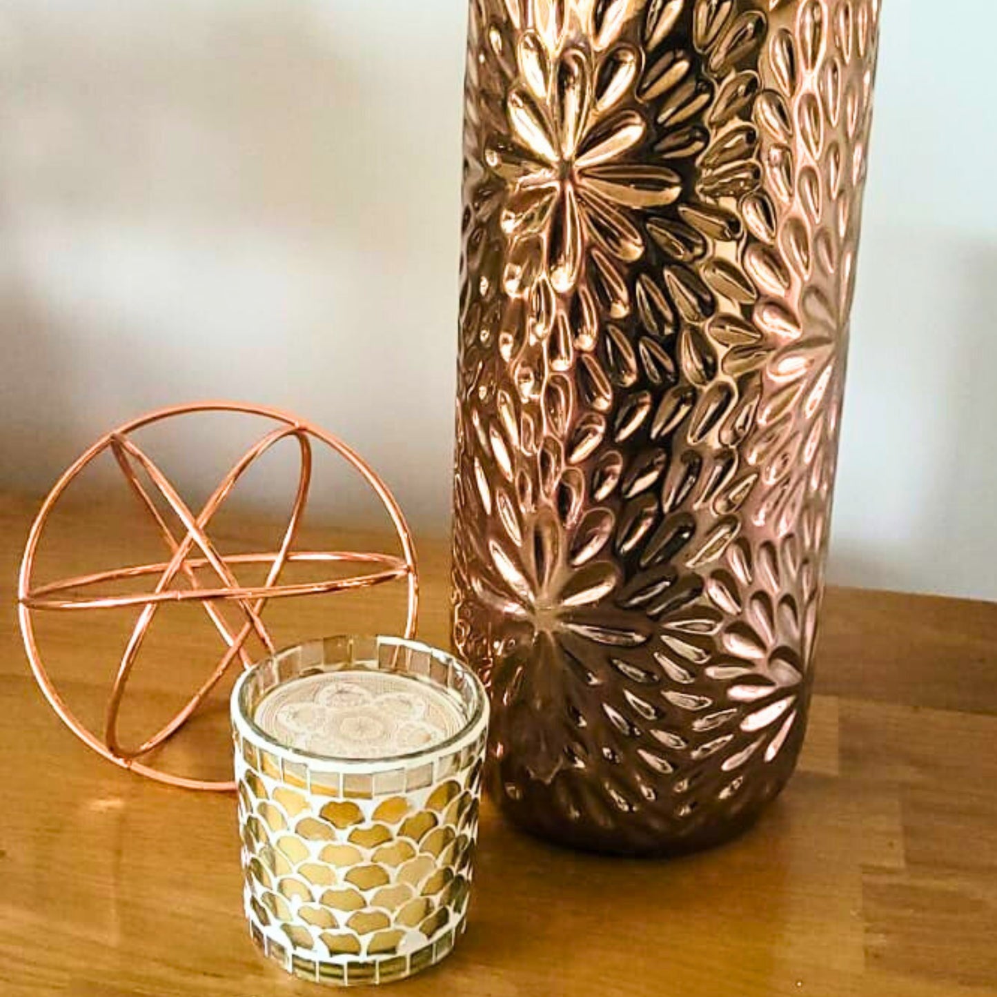 Glass Wax Candle – White Magnolia Scent in Mosaic Jar