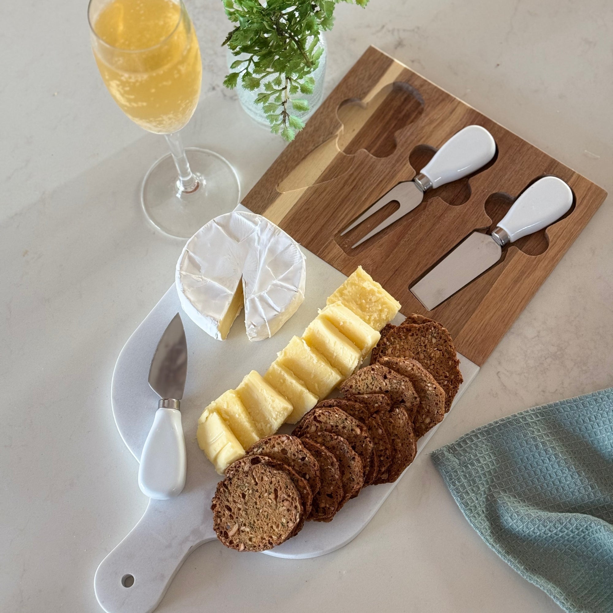 Meen Tribe Cheese Serving board