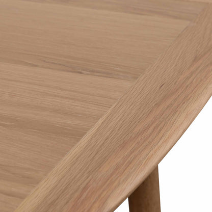 Extendable Dining Table in Natural