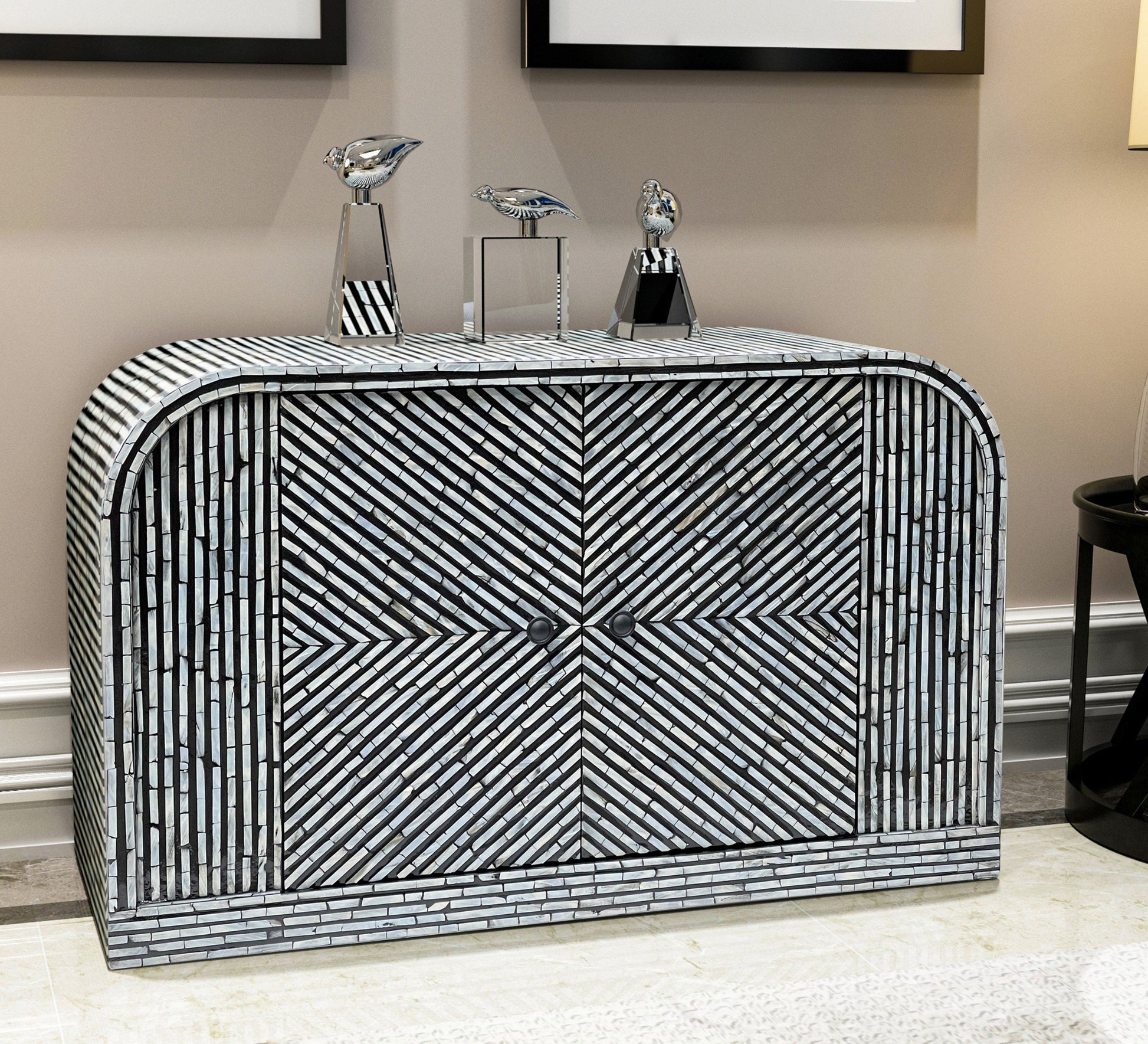 Monaco Shell Hall Table - Meen Tribe