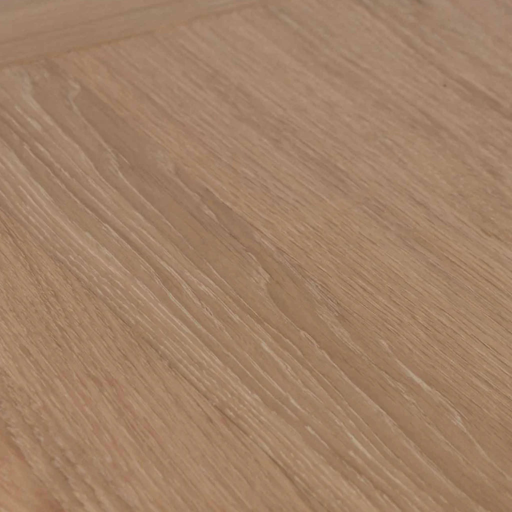 Extendable Dining Table in Natural