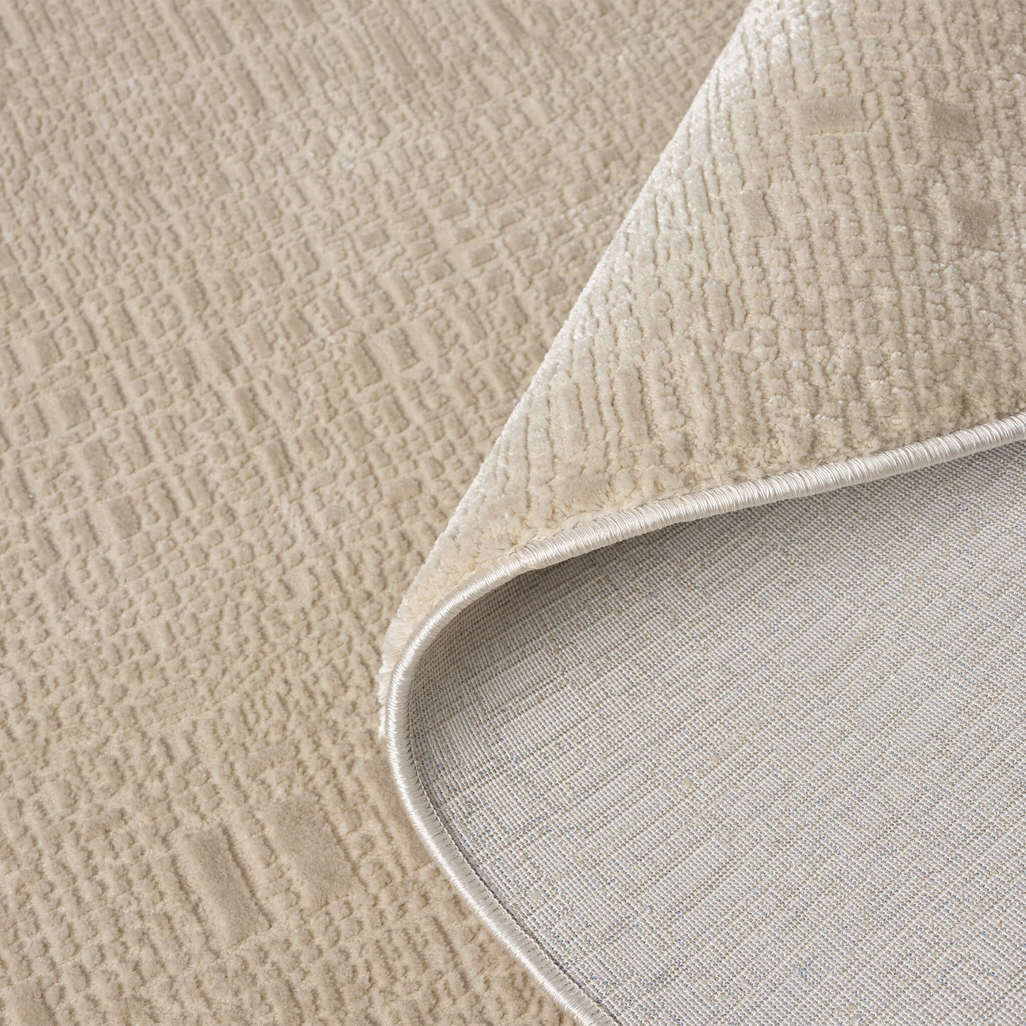 Noble 779 Fawn Round Rug