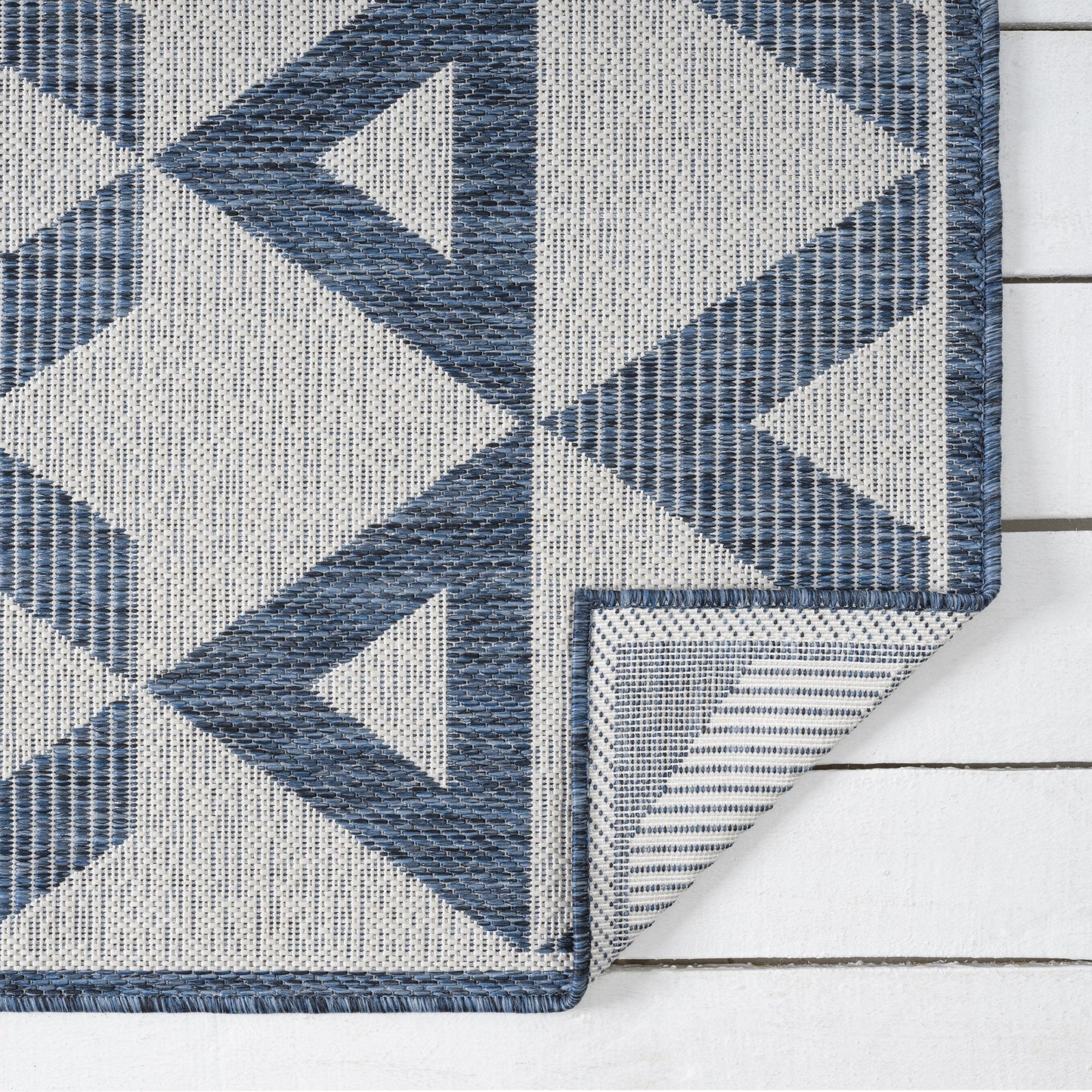 Patio 457 Indigo Hallway Runner