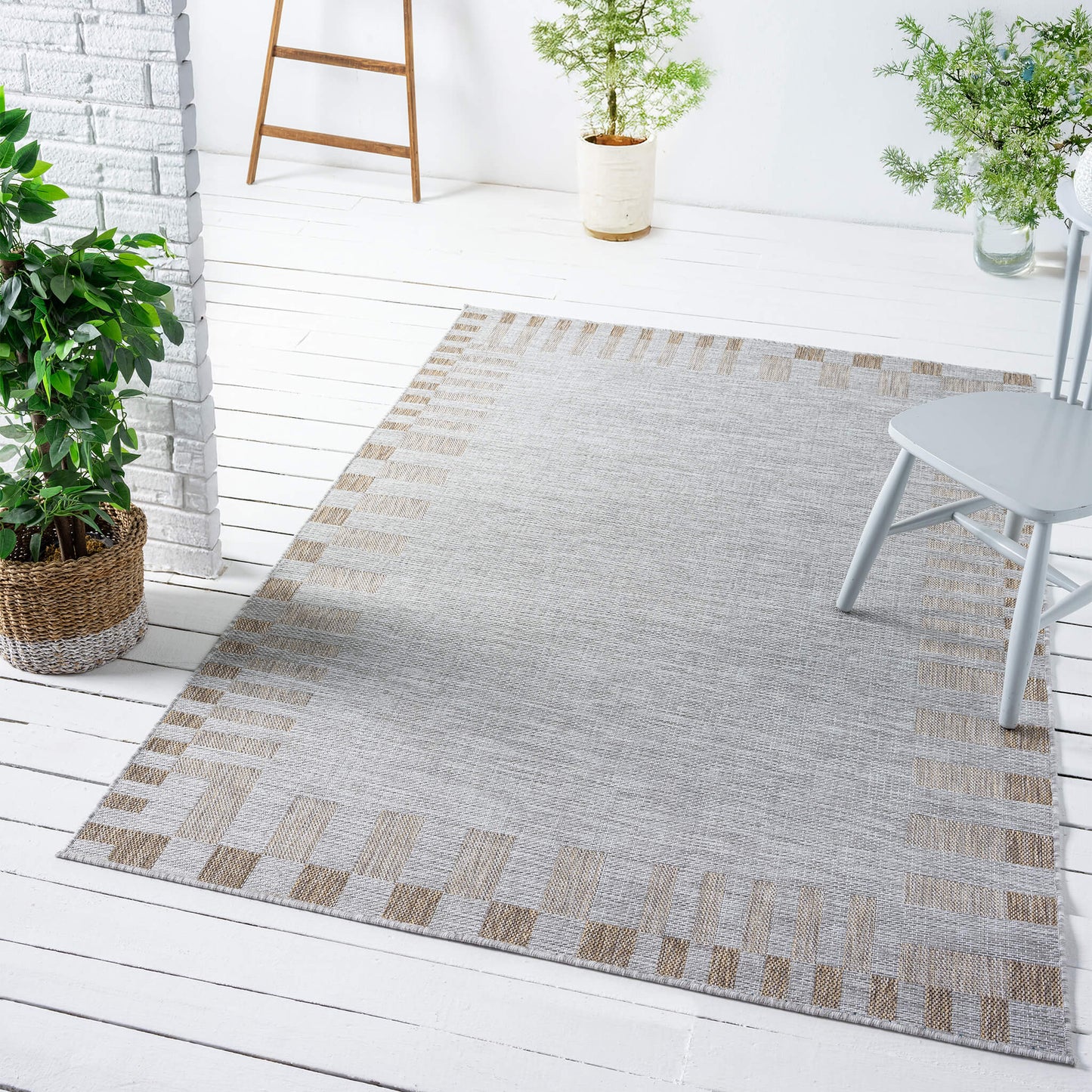 Terrace 557 Slate Rectangle Rug