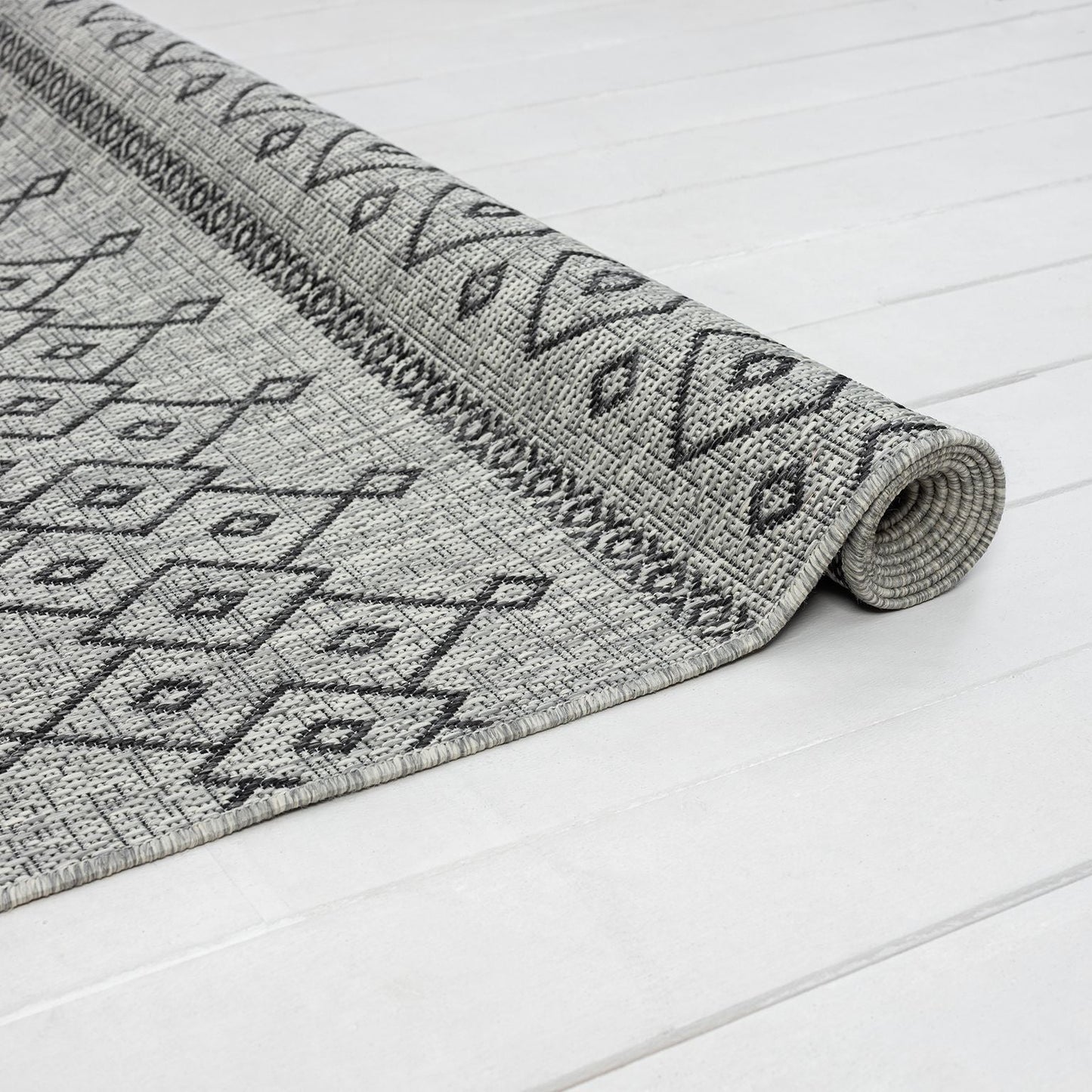 Alfresco 423 Lava Hallway Runner